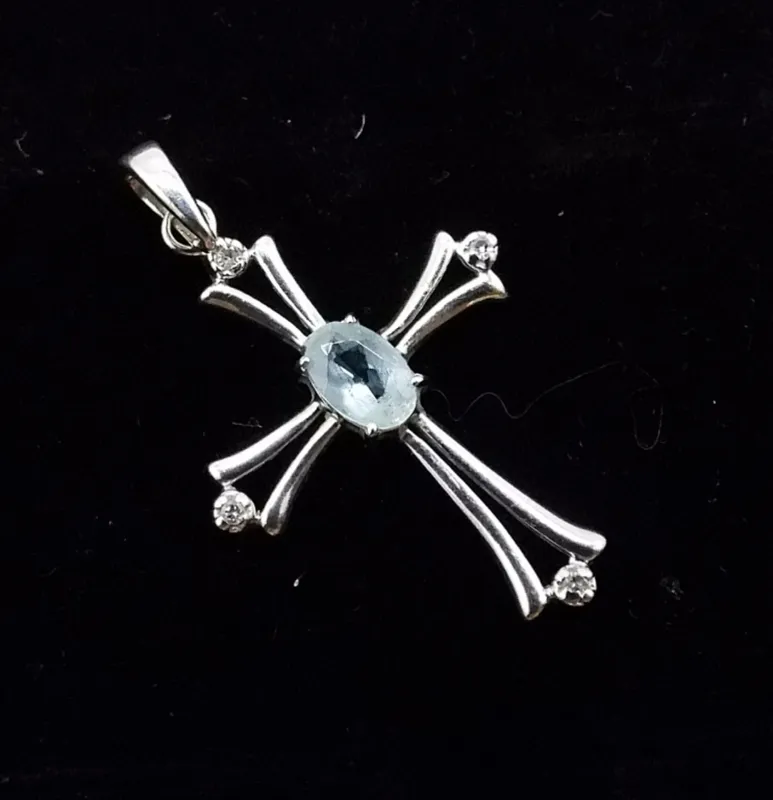 10K White Gold Cross Pendant, Aquamarine from auction in Ottawa, Ohio — image 26