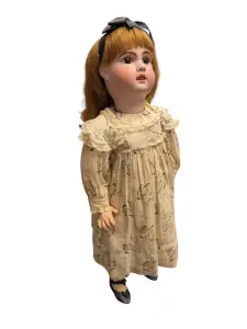 Huge Antique Doll Collection Auction — image 1