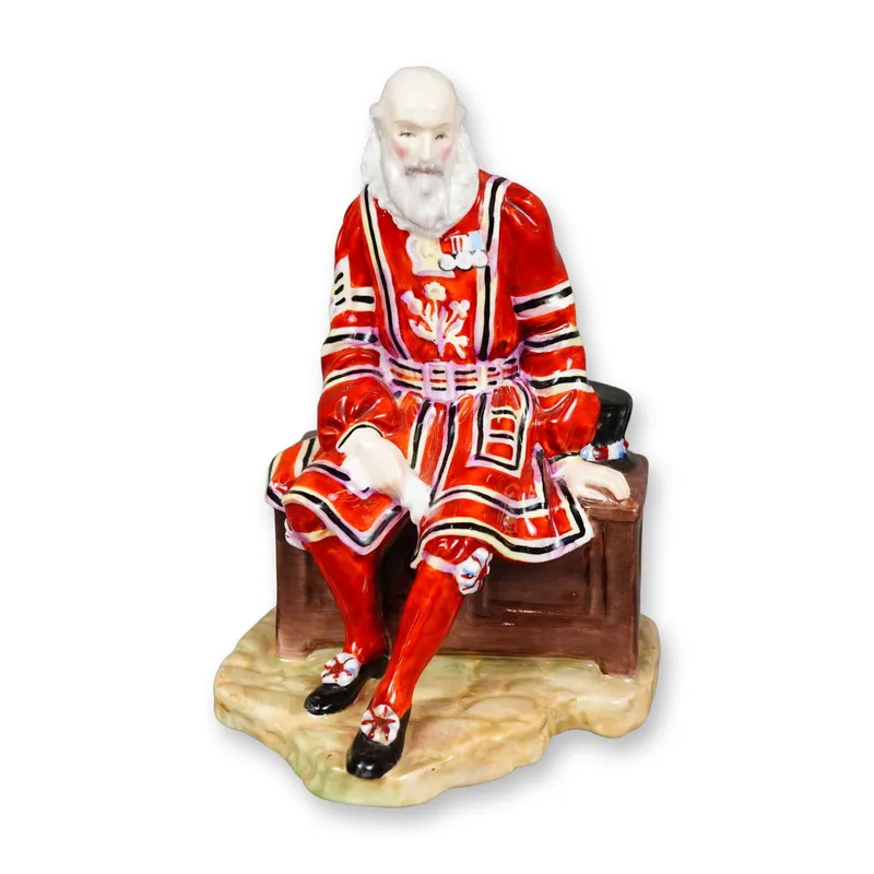 Royal Doulton Bone China Figurine, A Yeoman of the Guard HN2122 from auction in Hollywood, Florida — image 32