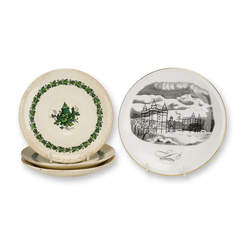 4pc Wedgwood Colonial and Outlines of Grandeur Saucers from auction in Hollywood, Florida — image 37