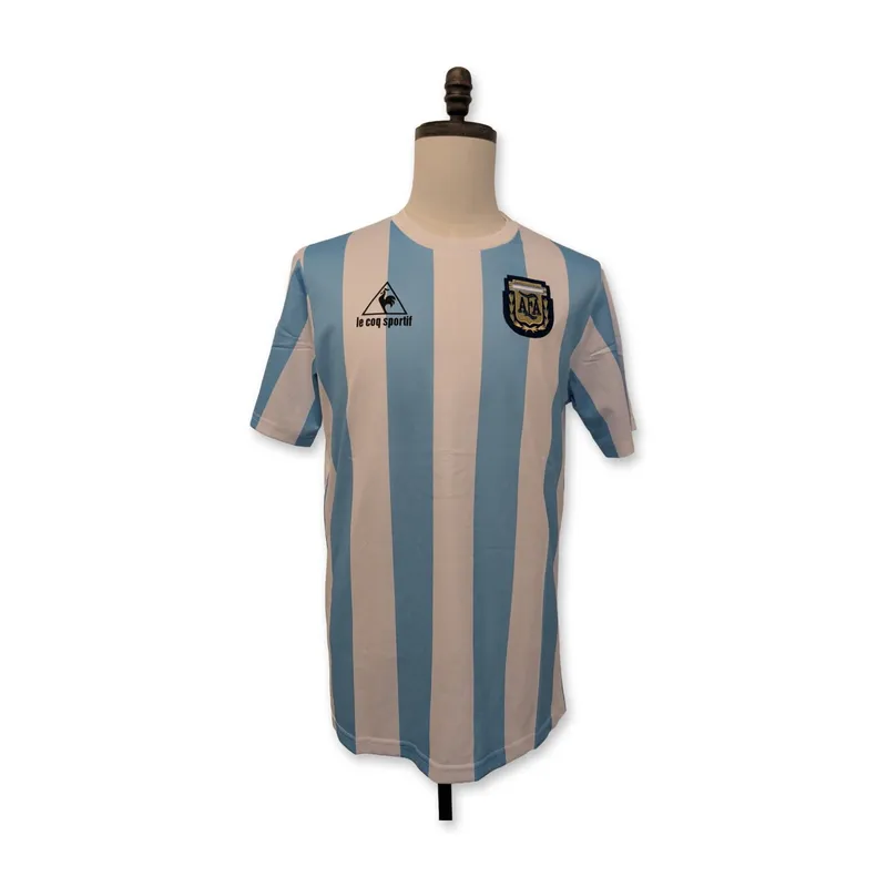 Diego Maradona Signed Argentina Le Coq Sportif 1986 Retro Soccer Jersey from auction in Hollywood, Florida — image 4