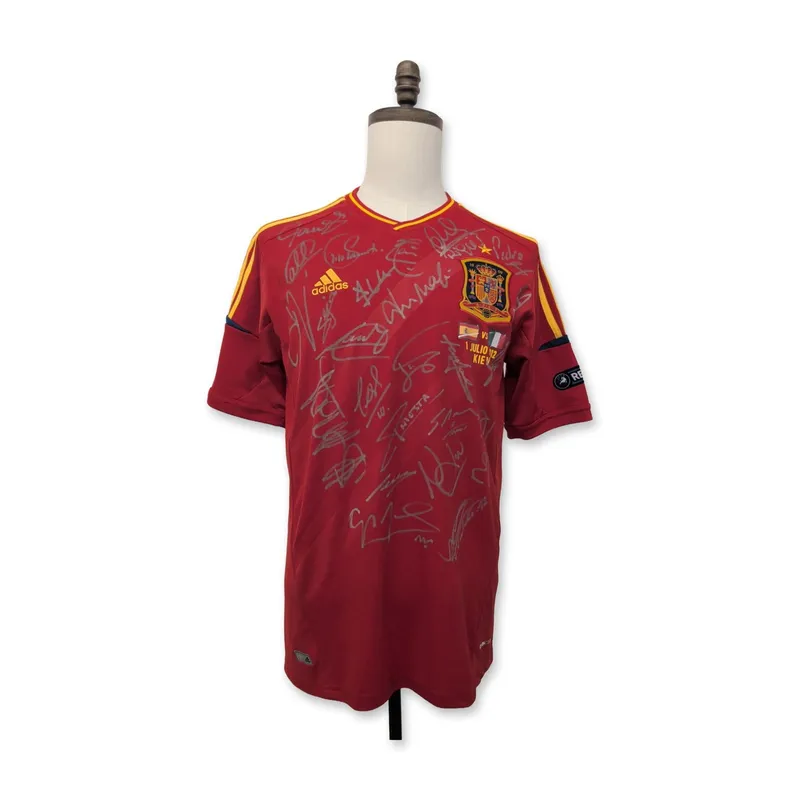Adidas Spain National Team Signed Euro 2012 Soccer Jersey from auction in Hollywood, Florida — image 9