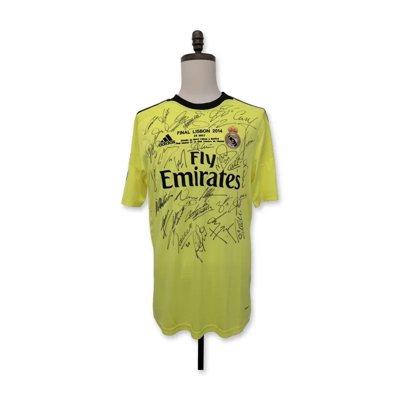 Team Signed Real Madrid 2014 Champions League Final Soccer Jersey from auction in Hollywood, Florida — image 40