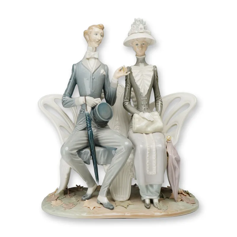 Lladro Spanish Porcelain Lovers in the Park, 1274 from auction in Hollywood, Florida — image 30