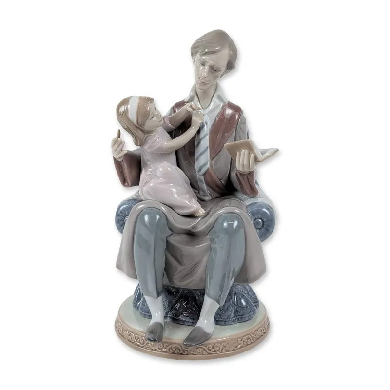 Lladro Porcelain Figurine, Daddy's Girl 1005584 from auction in Hollywood, Florida — image 29