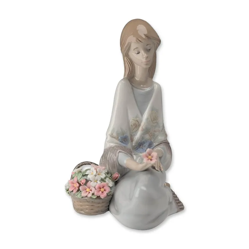 Lladro Flower Song Glazed Porcelain Figurine 7607 from auction in Hollywood, Florida — image 24
