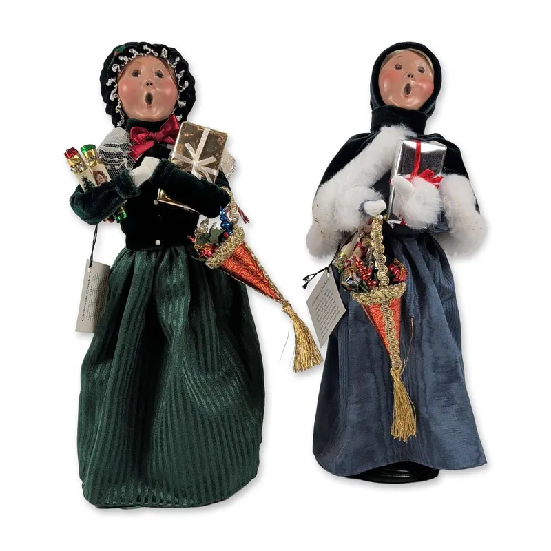 2pc Byers Choice Victorian Style Caroler Figurines from auction in Hollywood, Florida — image 21