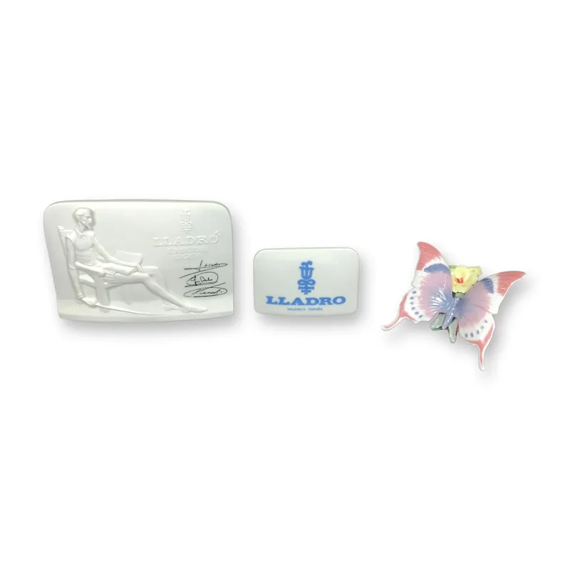 3pc Lladro Figurines and Plaques, A Moment's Rest 01006173 from auction in Hollywood, Florida — image 48