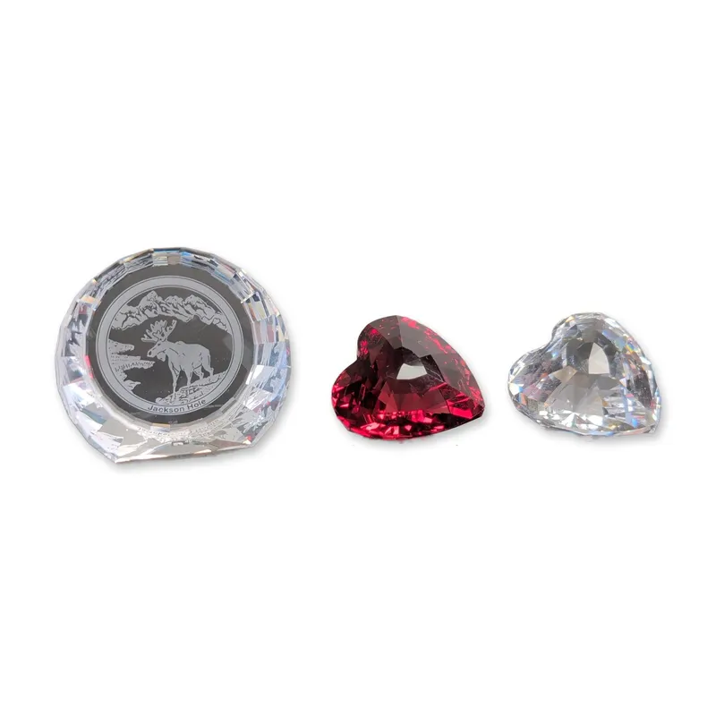 3pc Swarovski Crystal Jackson Hole Plaque and SCS Hearts from auction in Hollywood, Florida — image 23