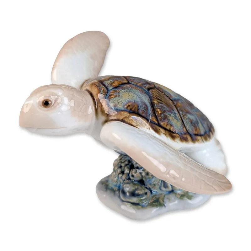 Lladro Spanish Porcelain Sea Turtle from auction in Hollywood, Florida — image 42