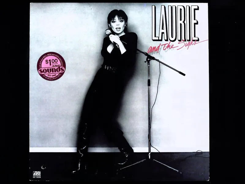 Laurie and The Sighs Vintage Vinyl LP Atlantic Records SD 19268 from auction in Hollywood, Florida — image 15