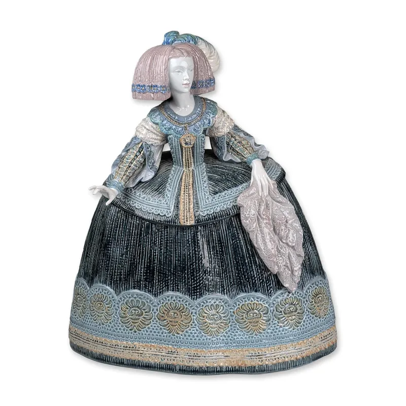 Lladro Limited Edition La Menina Porcelain Figurine 01001812 from auction in Hollywood, Florida — image 2