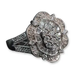 Ladies Exquisite 14KT Art Deco Diamond Ring