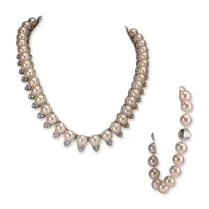 2pc Pearl and Rhinestone Necklace and Bracelet