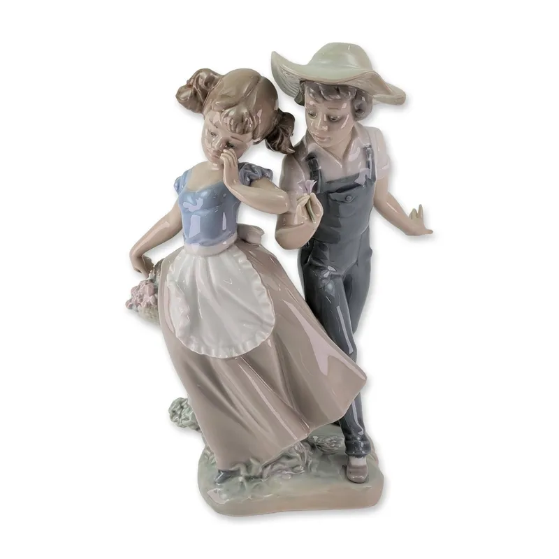 Lladro Porcelain Figurine, Love in Bloom 01005292 from auction in Hollywood, Florida — image 24
