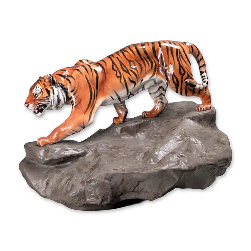 Royal Doulton Tiger on Rock Porcelain Figurine HN2639 from auction in Hollywood, Florida — image 22