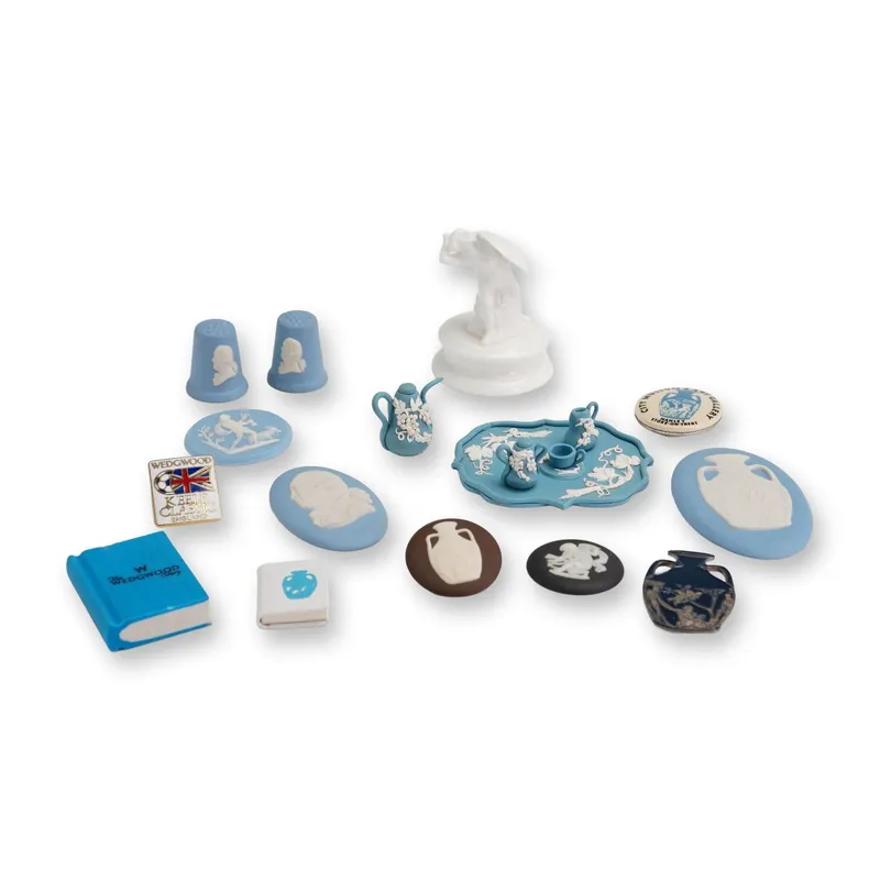 18pc Wedgwood Jasperware and Porcelain Miniature Items from auction in Hollywood, Florida — image 32