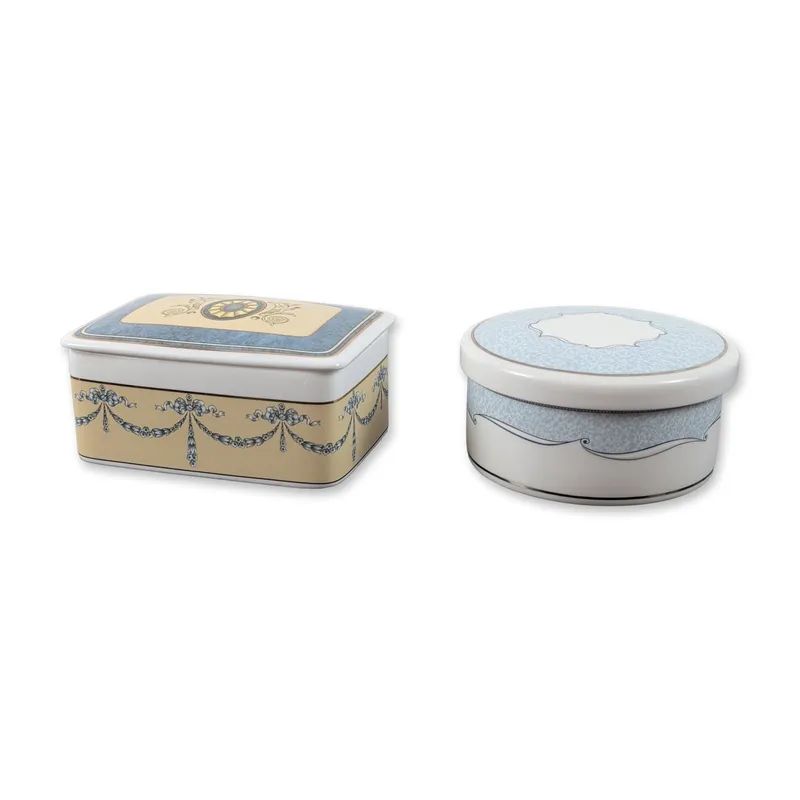 Two Wedgwood Bone China Lidded Jewelry Boxes from auction in Hollywood, Florida — image 35