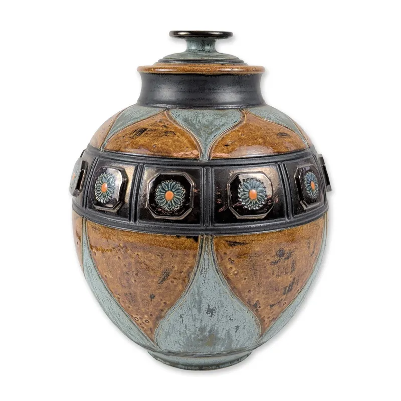 Richard Meyer Santa Fe Studio Art Pottery Lidded Ovoid Jar / Ginger Urn from auction in Hollywood, Florida — image 20