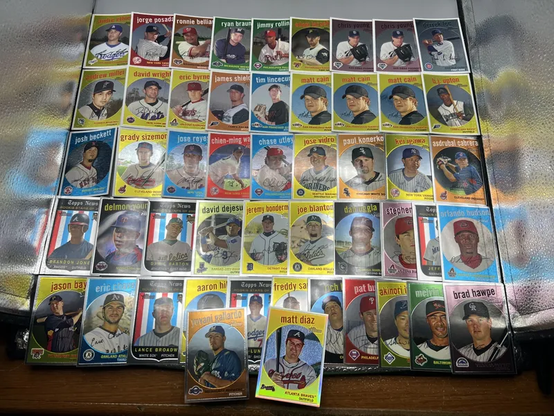 (50) 2008 Topps Heritage Chrome Baseball Cards - One is a Refractor - All Cards Are #/1959 Except Refractor - Refractor Is #/559 from auction in Greenville, Ohio — image 5
