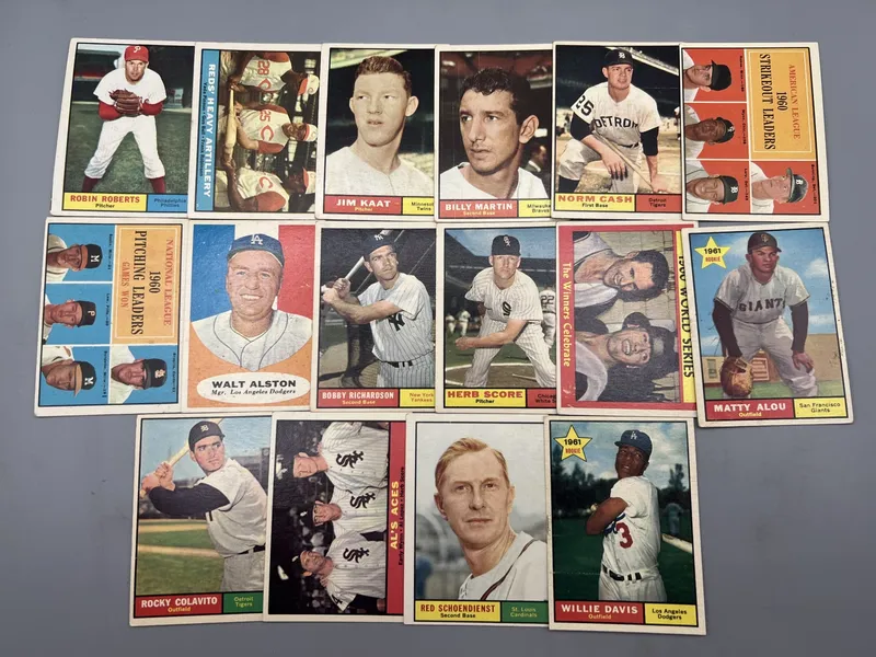 1961 Topps Baseball Stars Lot of 16 - Varying Conditions from auction in Greenville, Ohio — image 39
