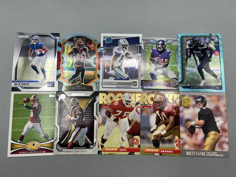 (10) Assorted Football Rookie Cards - Brett Favre, CeeDee Lamb, Tee Higgins from auction in Greenville, Ohio — image 38