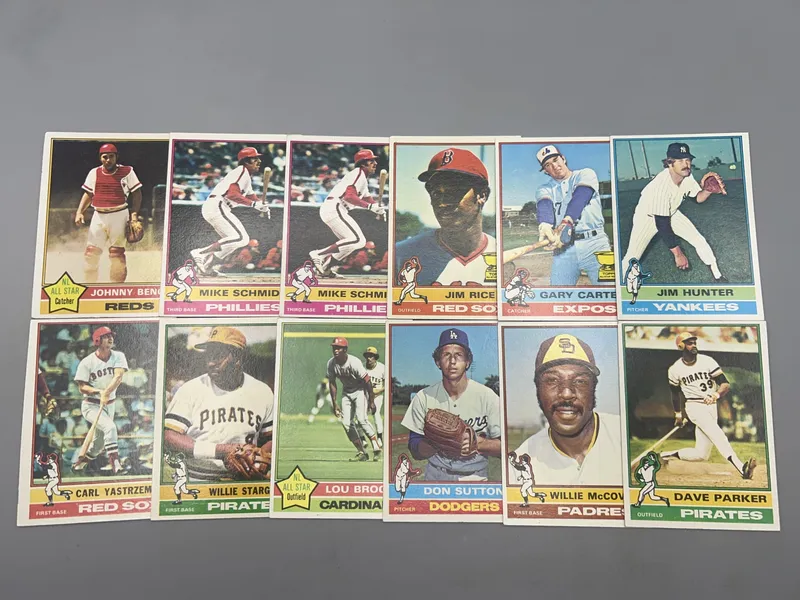 (12) 1976 Topps Baseball Star Player Cards - Varying Conditions - Johnny Bench, Mike Schmidt, Carl Yastrzemski from auction in Greenville, Ohio — image 25