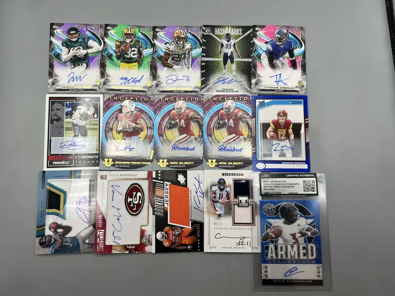 (15) Modern Football Auto Cards W/ Rookies from auction in Greenville, Ohio — image 47