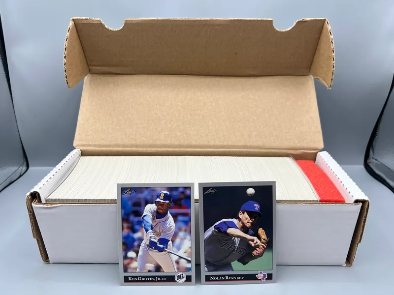 1992 Leaf Baseball Complete Set W/ Ken Griffey Jr. from auction in Greenville, Ohio — image 26
