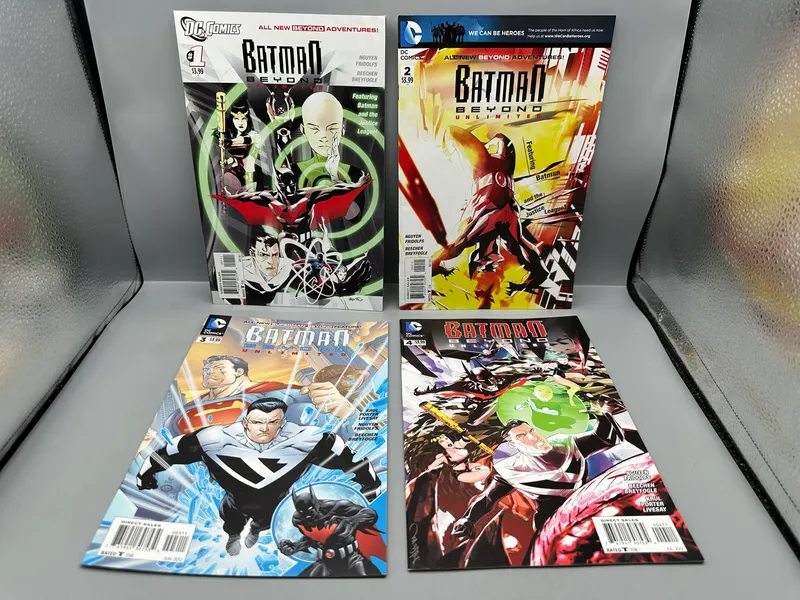 DC Comics Batman Beyond Unlimited #1-4 (2012) - Premiere issue - Dustin Nguyen and Howard Porter art from auction in Greenville, Ohio — image 31