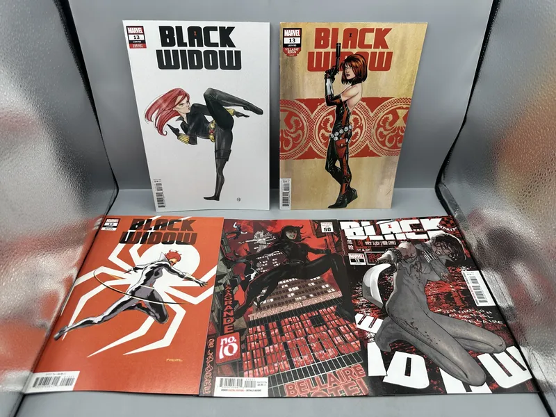 Marvel Comics Black Widow #10 & #13 (2021-2022) - Lot of 5 including Peach Momoko, Adam Hughes and Lucas Pimentel Variant Covers from auction in Greenville, Ohio — image 47