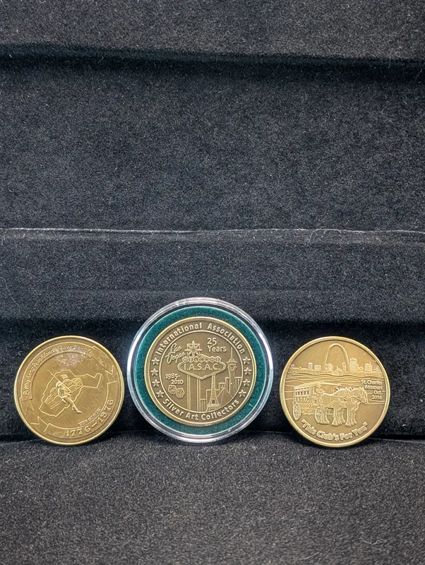 (3) Miscellaneous Bronze Souvenir Medals from auction in Greenville, Ohio — image 21