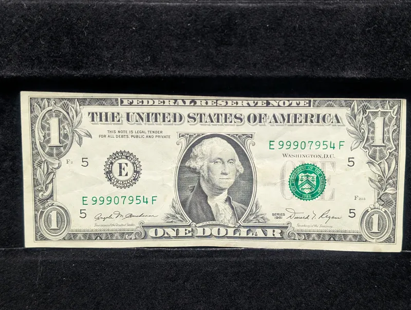 ERROR 1981 Series $1 Green Seal Note - Cutting Error from auction in Greenville, Ohio — image 37