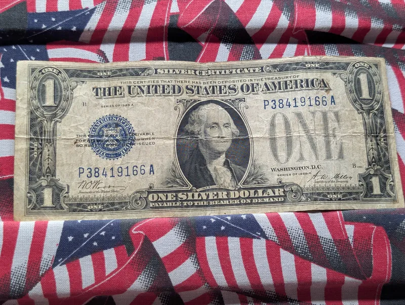 1928-A US $1 Silver Certificate - Funnyback Reverse Variety - Issued in Washington, D.C. from auction in Greenville, Ohio — image 34