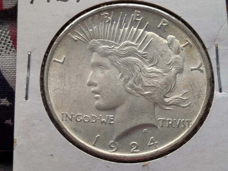 1924-P Peace Dollar, 90% Silver, 26.73g from auction in Greenville, Ohio — image 4