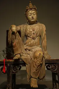 Aug Premier Antique & Collectibles — image 1