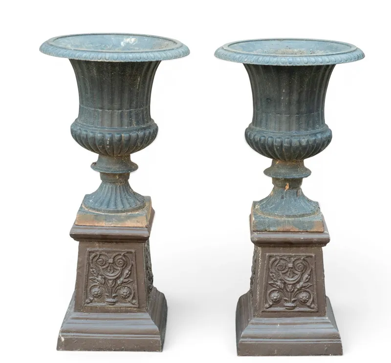 Pair of Neoclassical-style Urns on Bases from auction in York, Pennsylvania — image 7