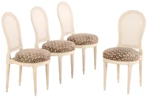 FOUR PAINTED FRENCH DIRECTOIRE STYLE SIDE CHAIRS C 1945 WITH RECENT FABRIC.
