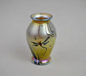 Fine Art, Asian Antiques, Art Glass, & More – Blue Box Auction Gallery