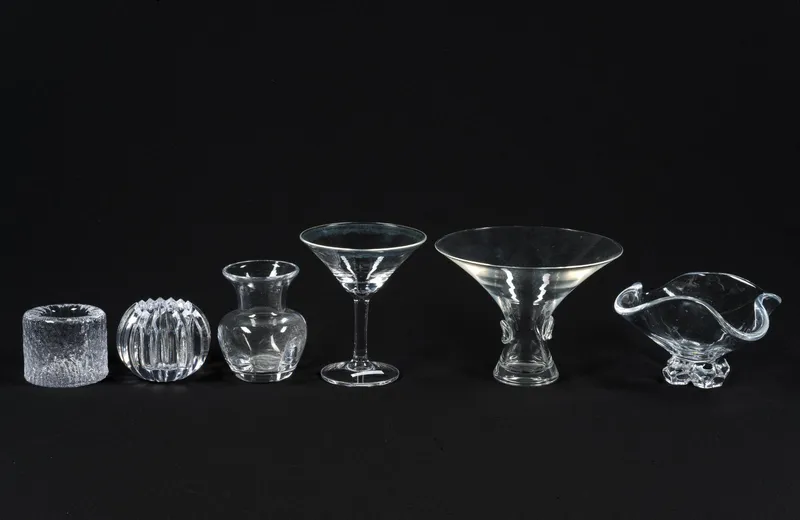 6 Signed Cut Glass Incl. Simon Pearce & Steuben from auction in Harrisburg, Pennsylvania — image 43