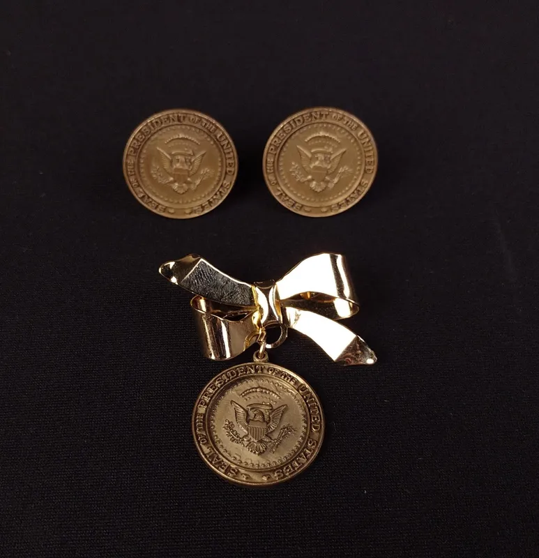 Nixon Presidential Seal Cufflinks & Bow Brooch from auction in Harrisburg, Pennsylvania — image 38