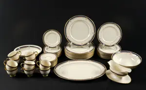 Lenox Buchanan Presidential Dinner Service