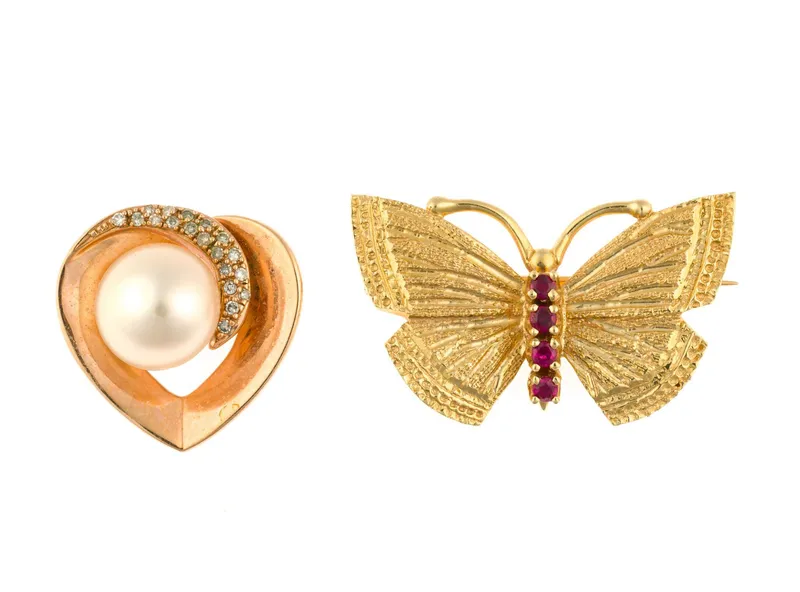 14K Gold Heart Pendant and Butterfly Brooch from auction in Harrisburg, Pennsylvania — image 28