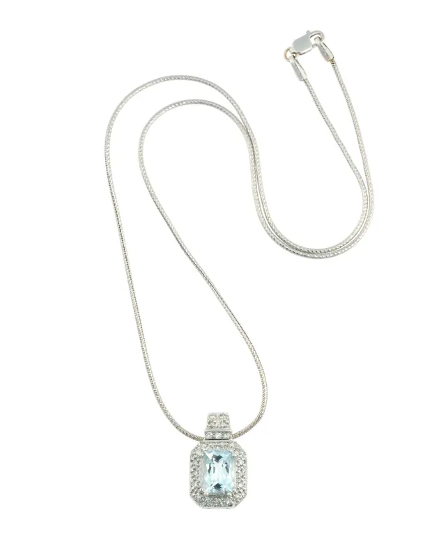 14K Gold, Aquamarine, and Diamond Halo Pendant Necklace from auction in Harrisburg, Pennsylvania — image 13