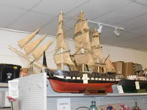 Roberson's Auctions — image 1