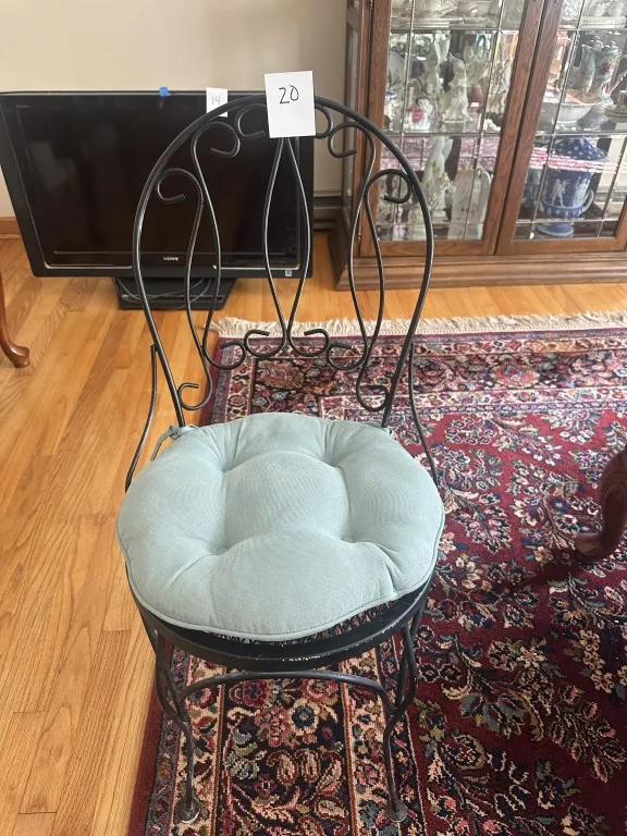 Wrought Iron Vanity/Patio Chair from auction in Clifford , Pennsylvania — image 20