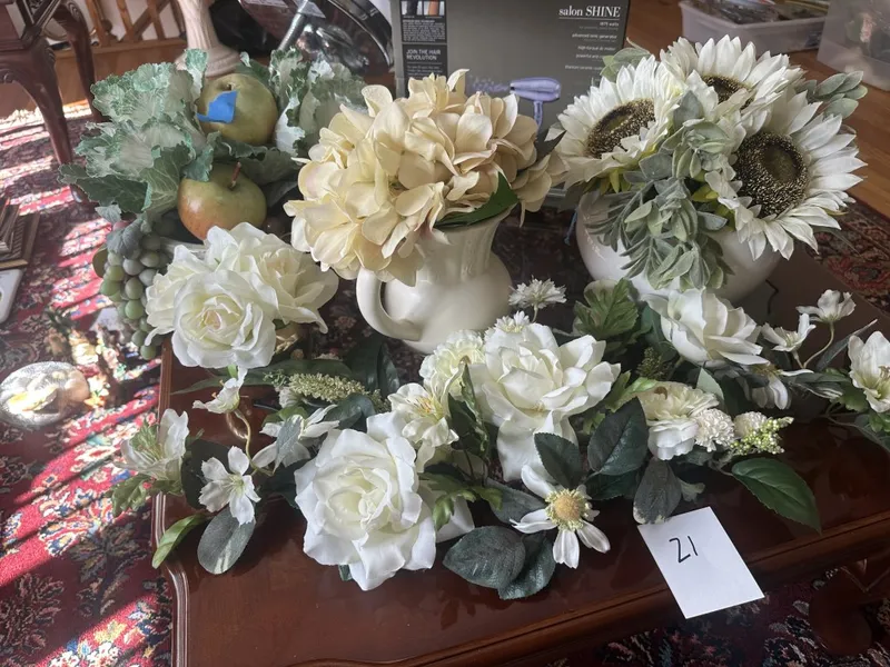 Assorted Faux Floral Arrangements and Decor from auction in Clifford , Pennsylvania — image 21