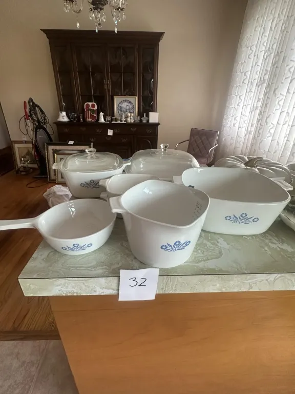 CorningWare Blue Cornflower Casserole Set from auction in Clifford , Pennsylvania — image 33