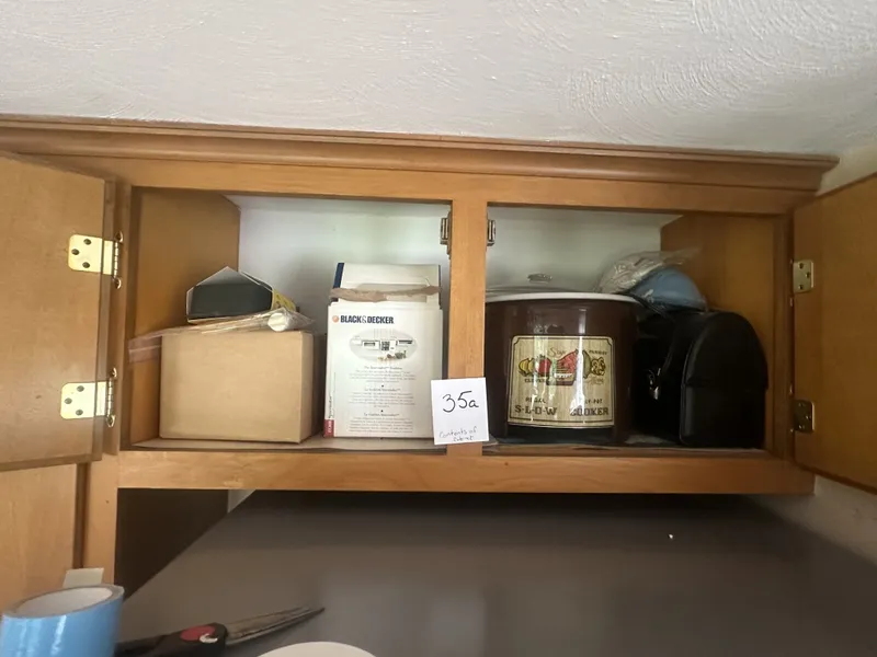 Small Appliance Cabinet Lot from auction in Clifford , Pennsylvania — image 38