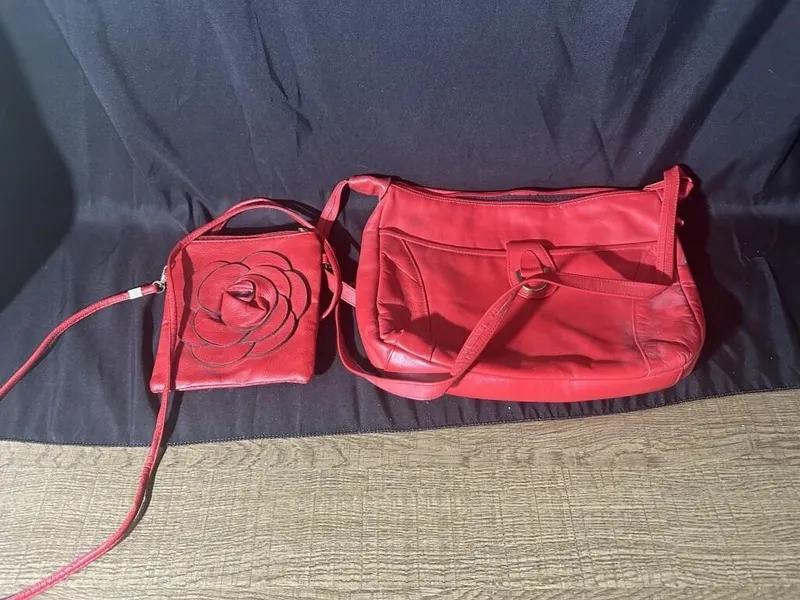 2 Red Leather Purses from auction in Clifford , Pennsylvania — image 13
